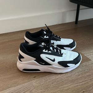 New Nike Black and White Sneakers